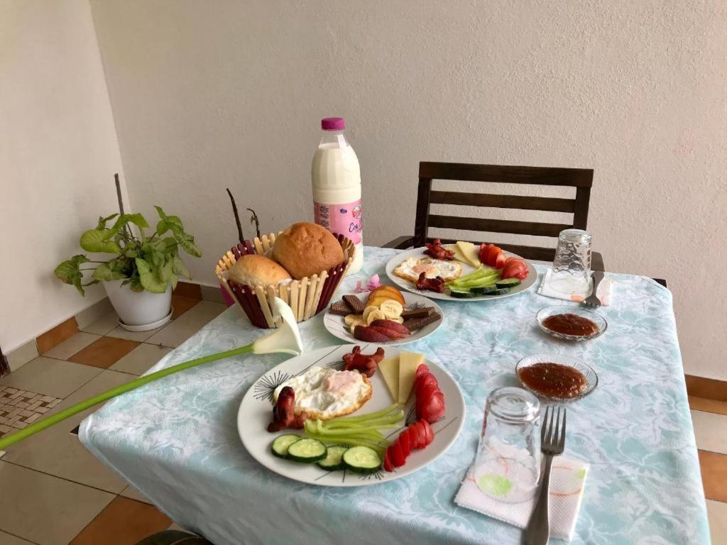 Arlind'S Apartaments Влёра Экстерьер фото